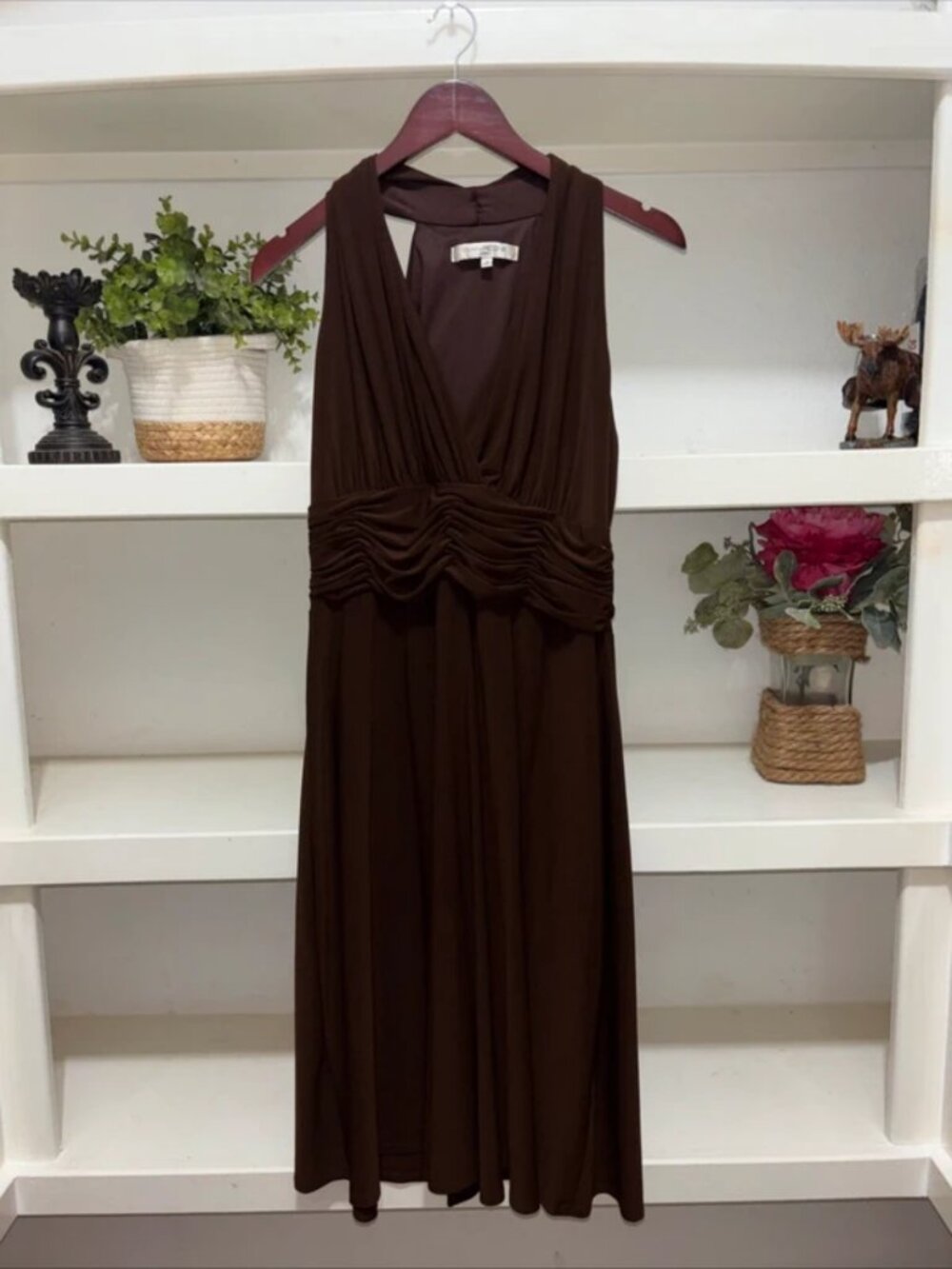 Evan Picone brown midi dress with ruched detailing, size 16, 42” Lenght